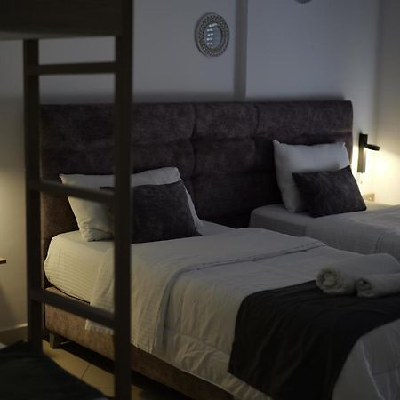 Hotel Abedini Sarandë Eksteriør billede