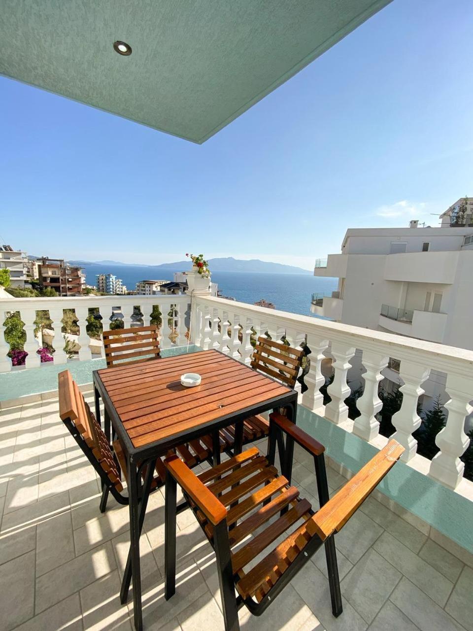 Hotel Abedini Sarandë Eksteriør billede