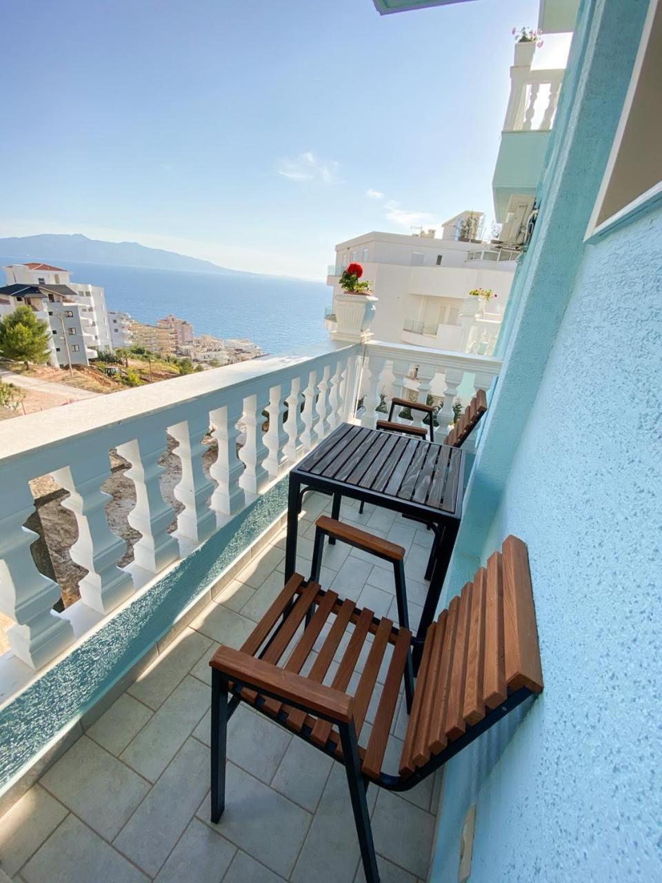 Hotel Abedini Sarandë Eksteriør billede