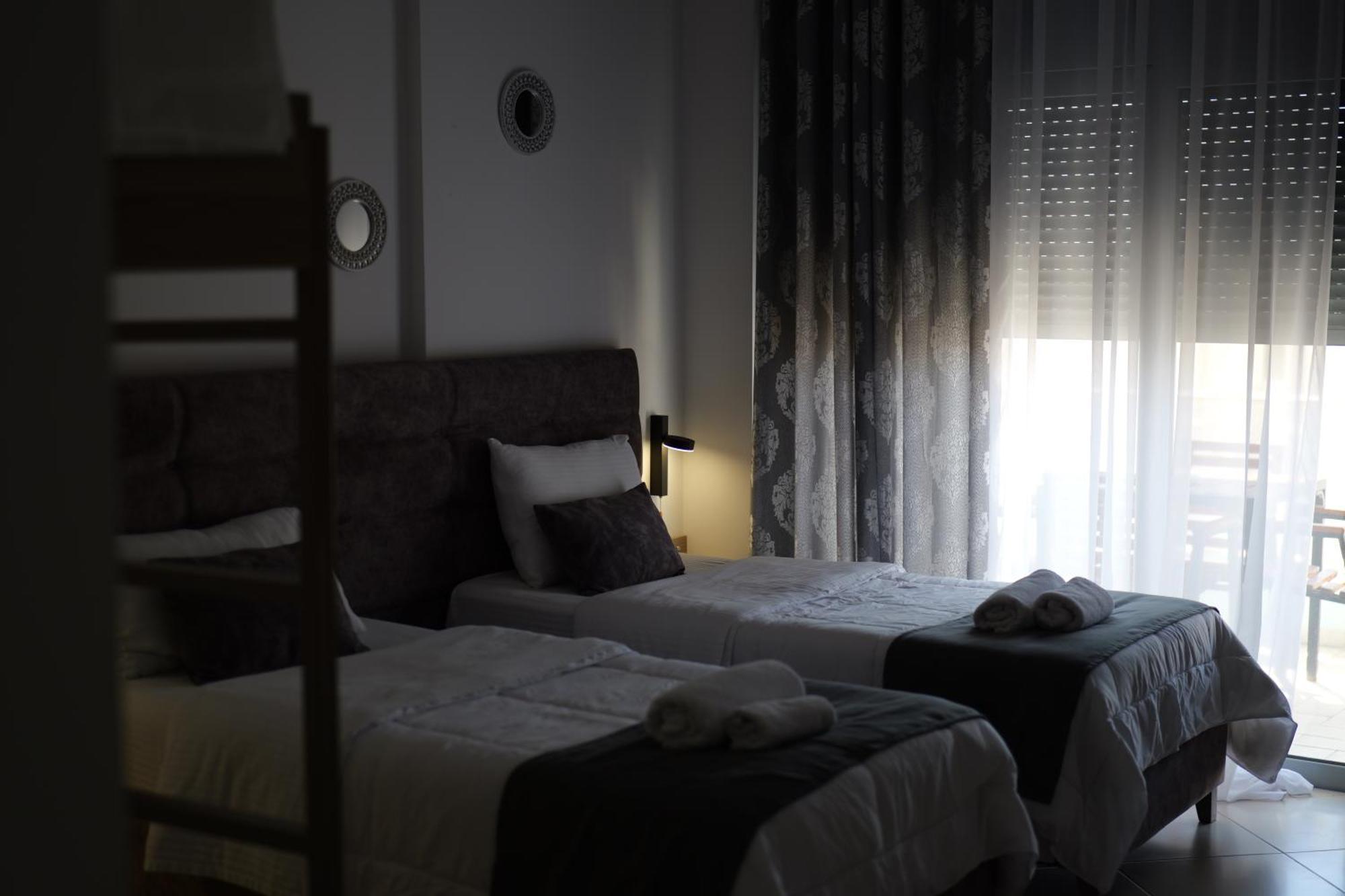 Hotel Abedini Sarandë Eksteriør billede