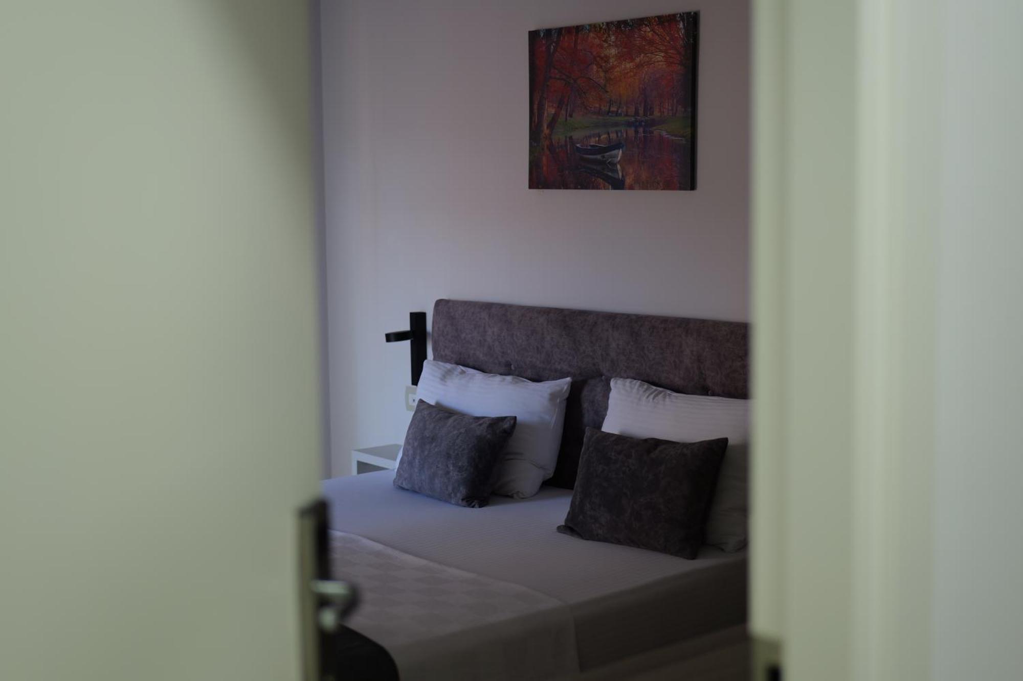 Hotel Abedini Sarandë Eksteriør billede