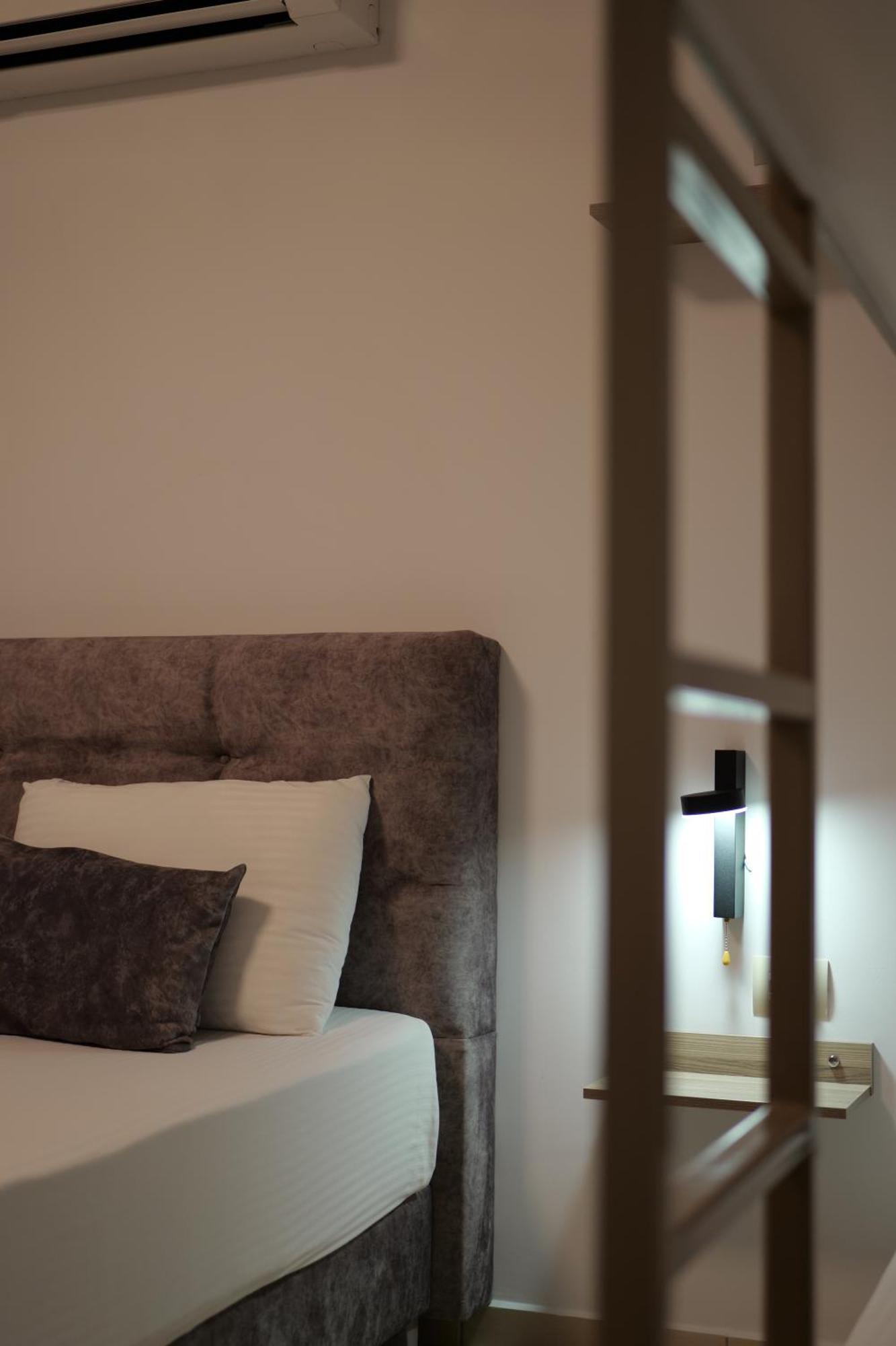 Hotel Abedini Sarandë Eksteriør billede